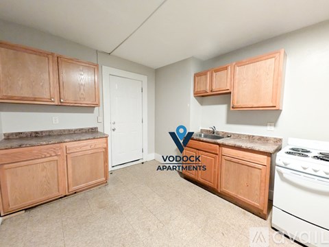529 Union St 3 Beds Apartment for Rent
