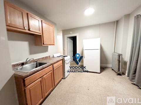 529 Union St 3 Beds Apartment for Rent