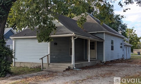 418 W 4Th St 4 Beds Apartment for Rent