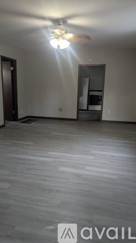 418 W 4Th St 4 Beds Apartment for Rent