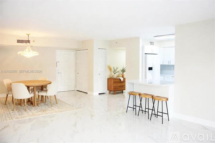 19101 NE 36th Pl 2 Beds Condo for Rent - Photo gallery 3