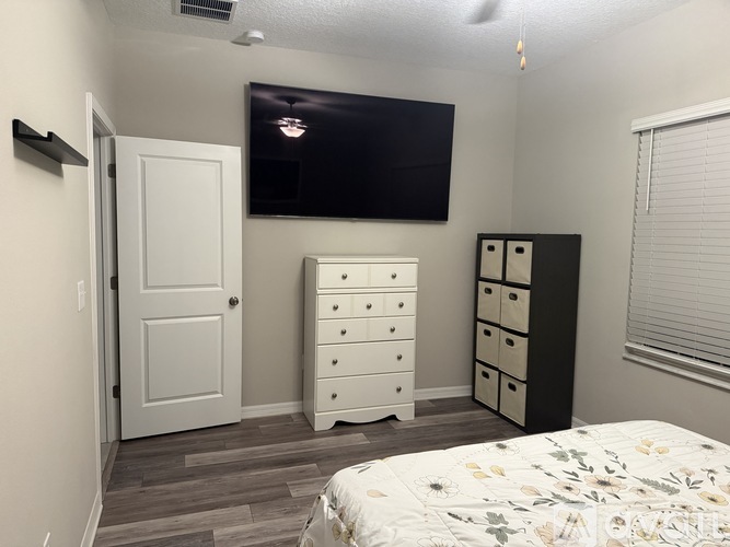 14067 Weddington Terrace 3 Beds Single Family Home for Rent - Photo gallery 1