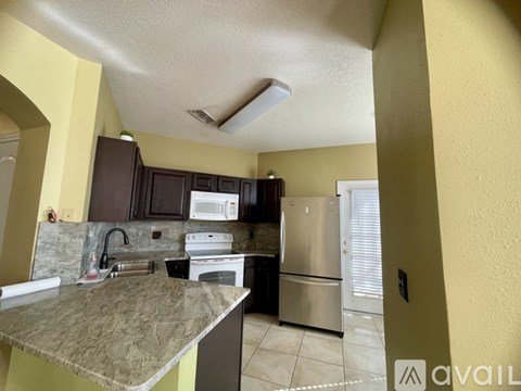 17910 Villa Creek Drive 3 Beds Apartment for Rent