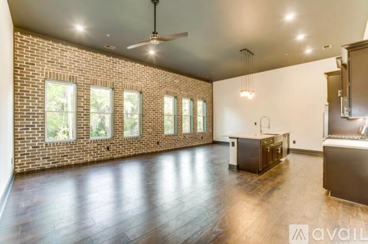 42 Shady Moss Lp 3 Beds Single Family Home for Rent - Photo gallery 3