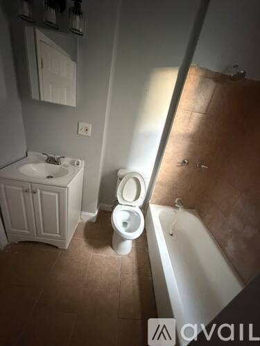 133 Isabella Ave 3 Beds Apartment for Rent - Photo gallery 1