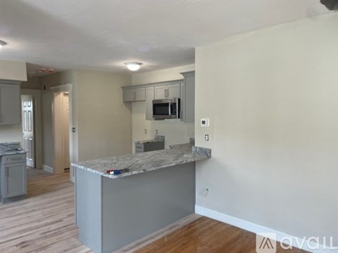 154 Lovell Street 2 Beds Apartment for Rent