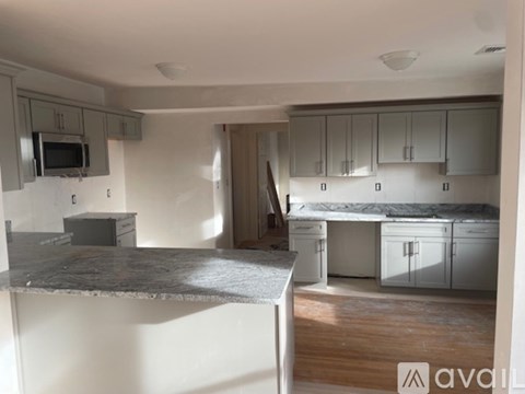 154 Lovell Street 2 Beds Apartment for Rent