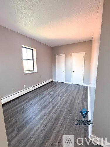 52 Maple Ave 2 Beds Apartment for Rent