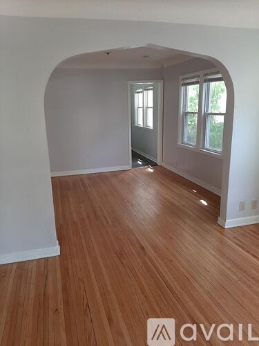 3329 Oakland Avenue 2 Beds Single Family Home for Rent - Photo gallery 3