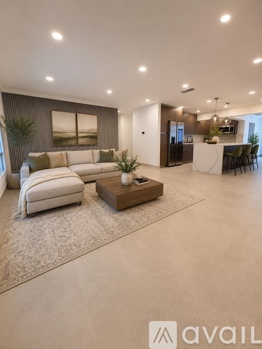 1012 Northeast 8Th Street 4 Beds Apartment for Rent