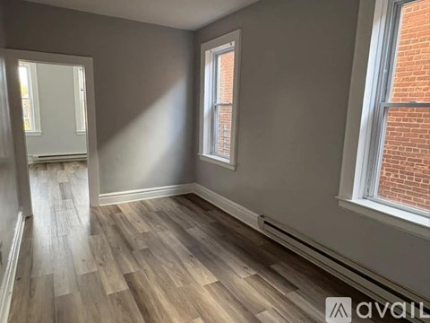 77 Ashland Ave 2 Beds Apartment for Rent