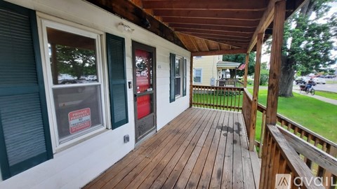 414 Lower Main Street 3 Beds Apartment for Rent