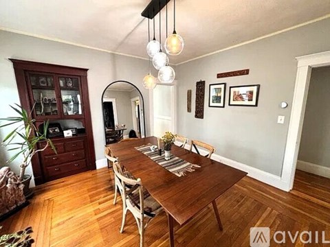 24 Teele Ave 4 Beds Apartment for Rent