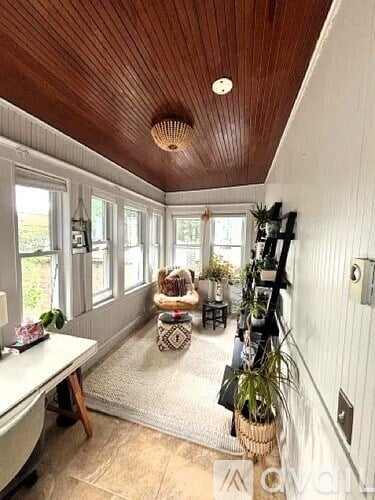 24 Teele Ave 4 Beds Apartment for Rent