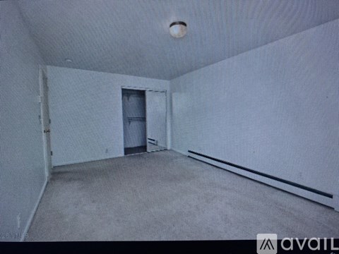 1 Highland Road 4 Beds Apartment for Rent