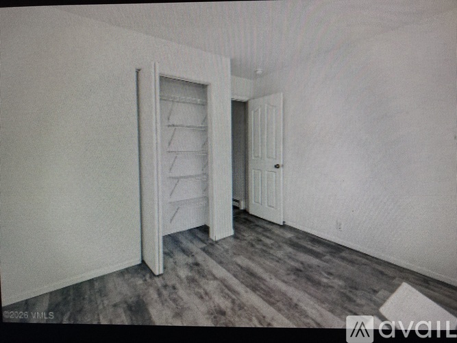 1 Highland Road 4 Beds Single Family Home for Rent - Photo gallery 5