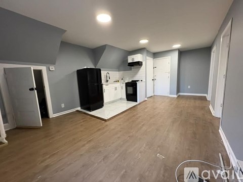 165 4Th Ave 2 Beds Apartment for Rent