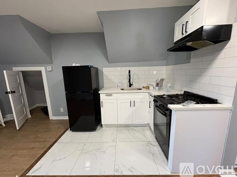 165 4Th Ave 2 Beds Apartment for Rent