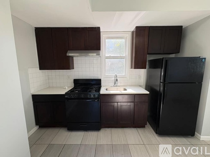 221 N 15th St 3 Beds Apartment for Rent - Photo gallery 2