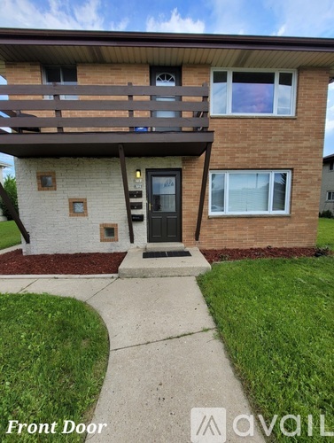 8729 West Thurston Avenue 2 Beds Apartment for Rent - Photo gallery 1