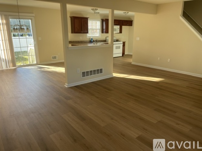 1475 Earie Way 4 Beds Single Family Home for Rent - Photo gallery 3