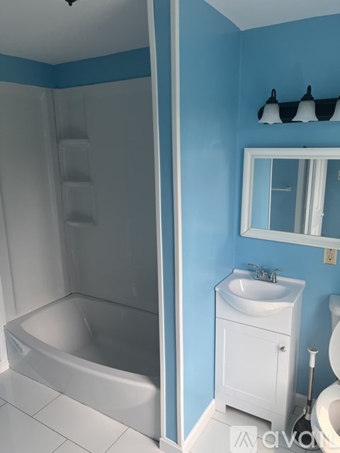 74 Linden Street 3 Beds Apartment for Rent