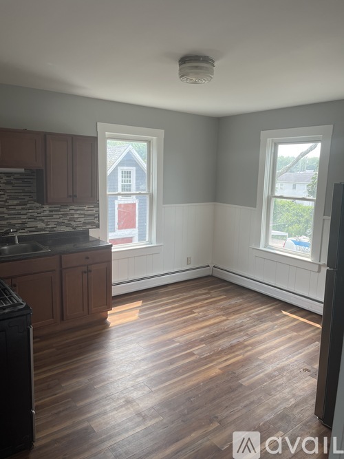 74 Linden Street 3 Beds Apartment for Rent - Photo gallery 2