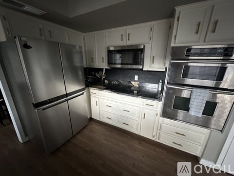 46 Lakewood Drive 5 Beds Apartment for Rent