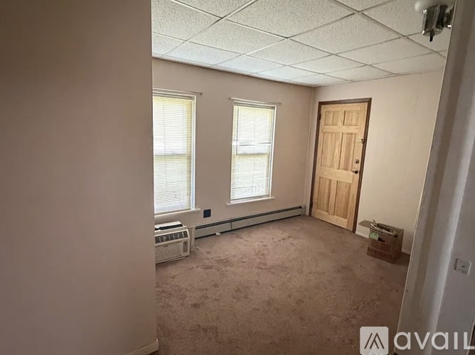 1939 Whitehall Avenue 1 Apartment for Rent - Photo gallery 5