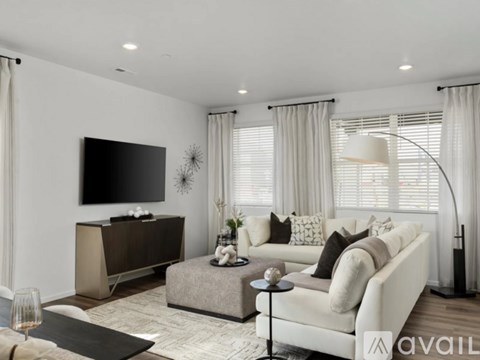 1590 Riverplace Dr 3 Beds Apartment for Rent