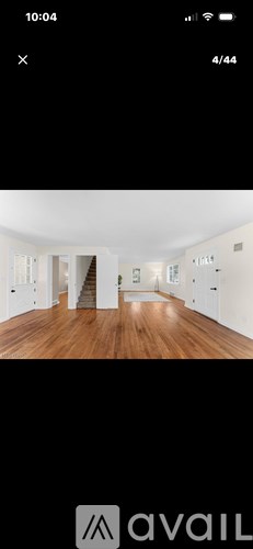 3090 Summit Street 3 Beds Apartment for Rent