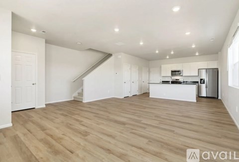 1590 Riverplace Dr 3 Beds Apartment for Rent