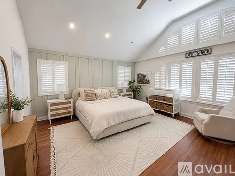 70 Suffolk Road 2 Beds Apartment for Rent