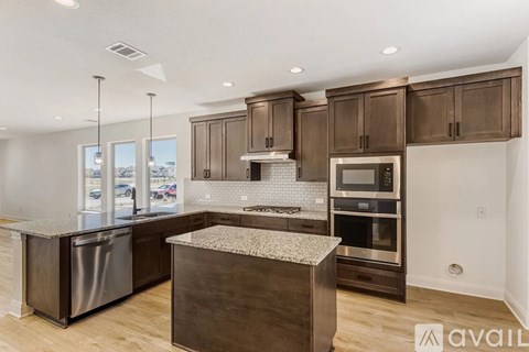 175 International Street 4 Beds Apartment for Rent