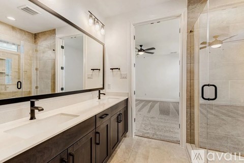 175 International Street 4 Beds Apartment for Rent