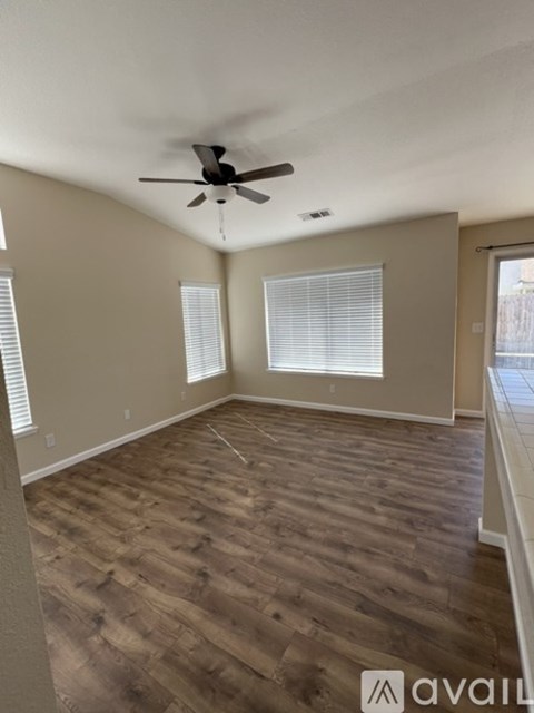 845 East Julia Way 3 Beds Apartment for Rent