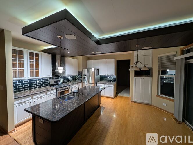 707 Thompson Avenue 4 Beds Single Family Home for Rent - Photo gallery 5