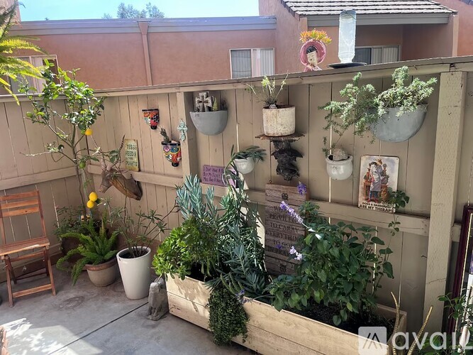 7727 Margerum Avenue 1 Condo for Rent - Photo gallery 3