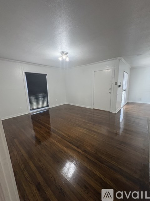 8915 Santa Clara Drive 2 Beds Apartment for Rent