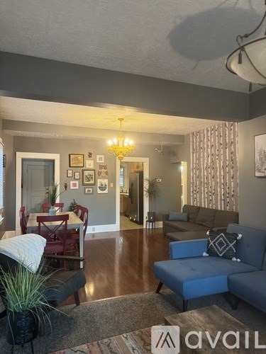 242 E Kelsey Avenue 2 Beds Apartment for Rent