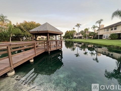 63 Emerald Bay Dr 4 Beds Apartment for Rent