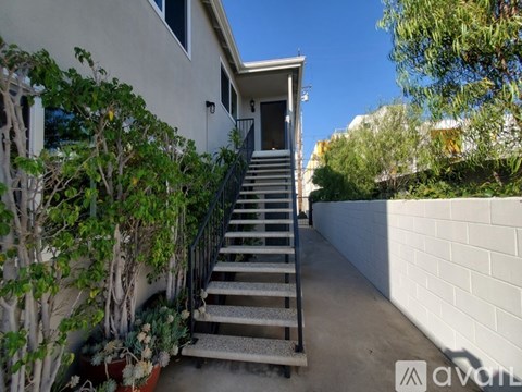 1817 Euclid Street 2 Beds Apartment for Rent