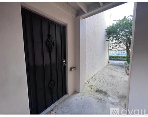502 Orange Dr 2 Beds Apartment for Rent