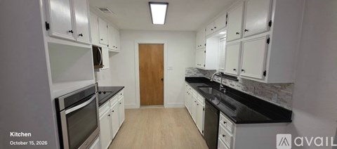 715 North Avenue East 3 Beds Apartment for Rent