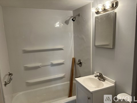 737 May St 2 Beds Apartment for Rent