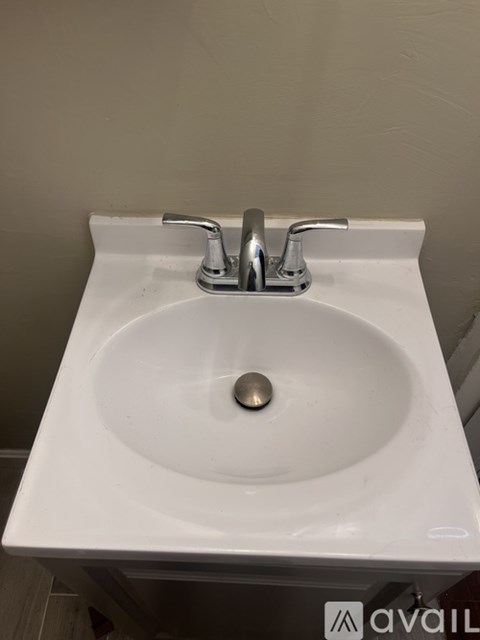 109 W Ashland St 4 Beds Apartment for Rent