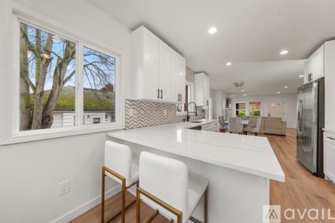 946 N 79Th St 2 Beds Apartment for Rent