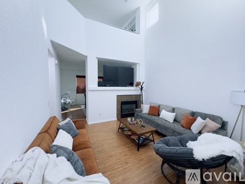 14882 East 117Th Place 3 Beds Apartment for Rent
