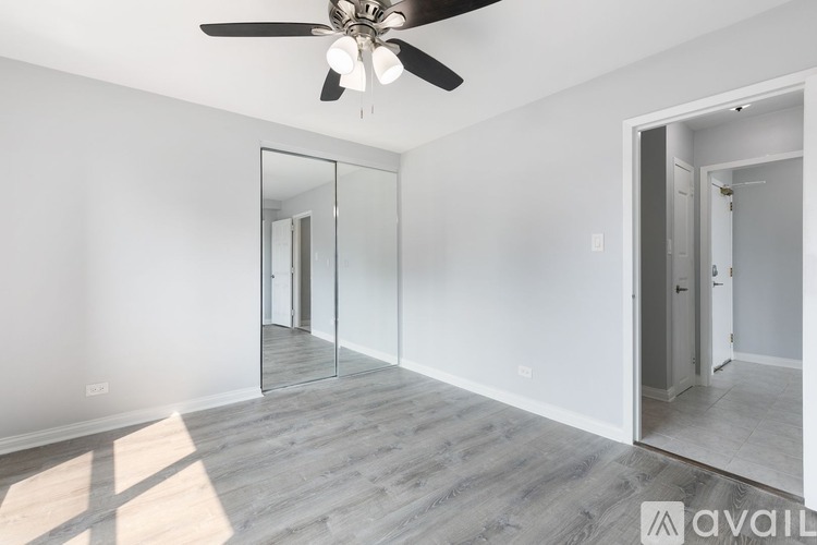 5858 N Sheridan Rd 1 Apartment for Rent - Photo gallery 5