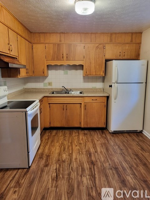 2487 Parkbrook Avenue Northwest 2 Beds Apartment for Rent
